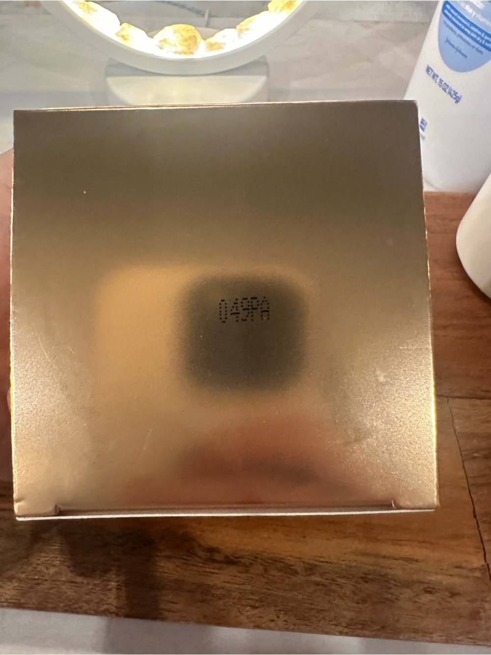 Nakery Beauty Night Lift Repair Cream - Gold - Picture 4 of 4
